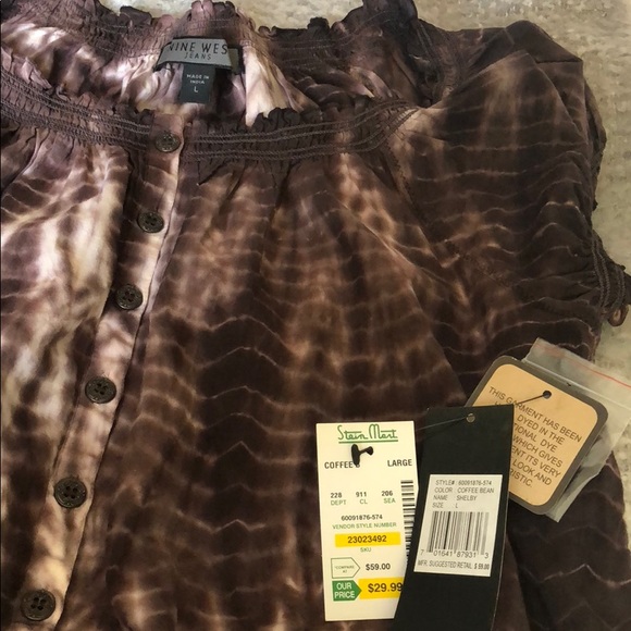 NWT- Boho Nine West Jeans Blouse, Size L - Picture 5 of 6